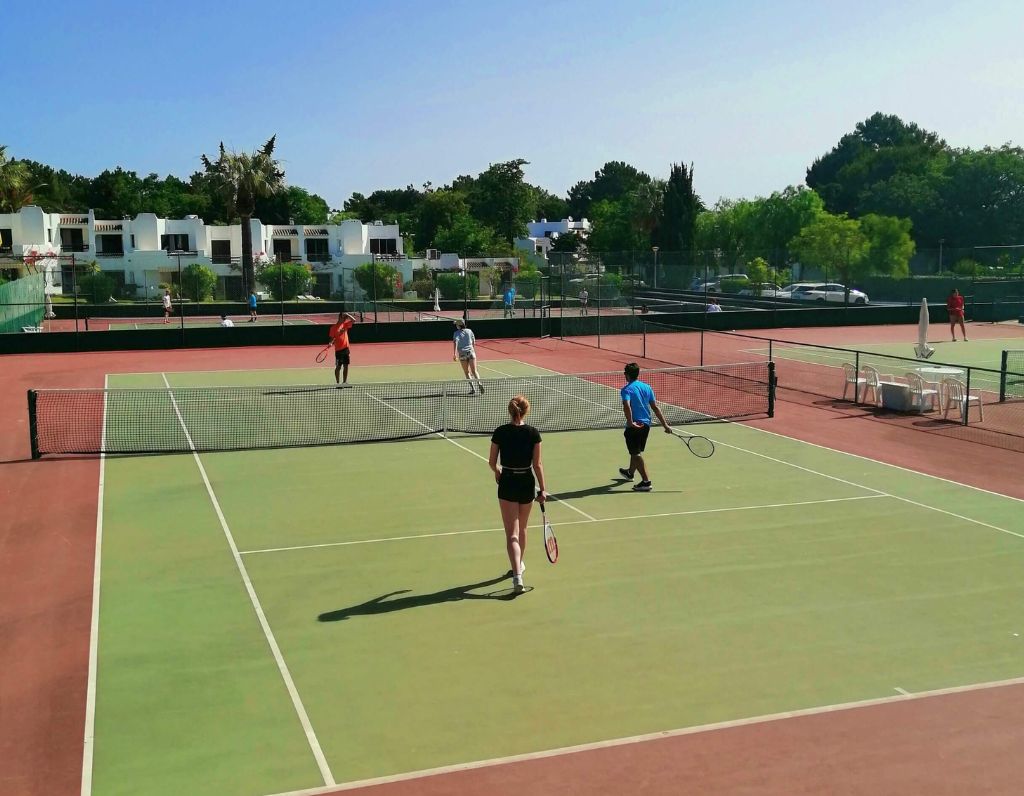 Tennis intensive weeks programme at Albufeira Clube de Ténis